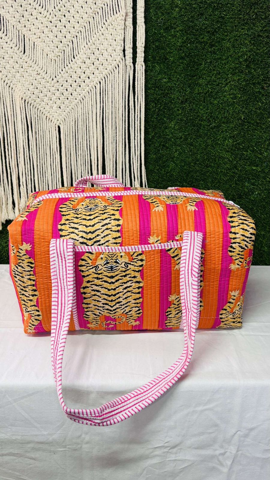 Handblock Printed Duffle Bag – Large (18” x 9” x 9”) | Premium Needle Foam & Fine Outer Fabric