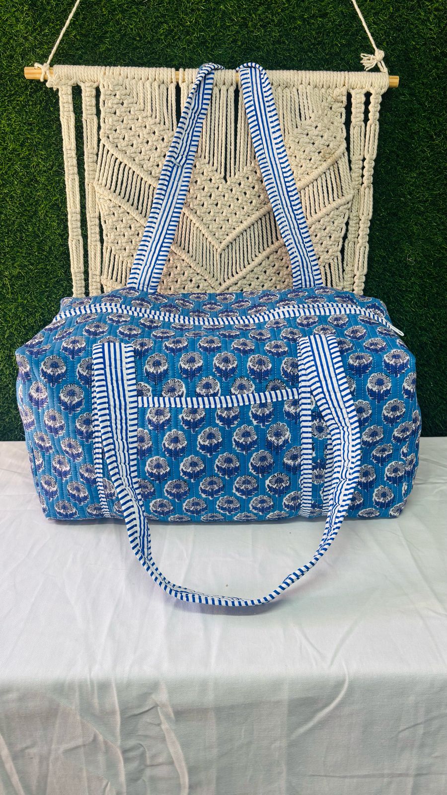 Handblock Printed Duffle Bag – Large (18” x 9” x 9”) | Premium Needle Foam & Fine Outer Fabric